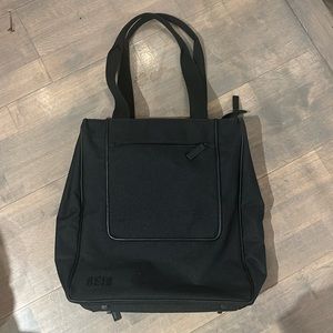 Beis north to south bag